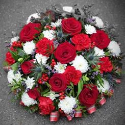 Red Rose Posy P182