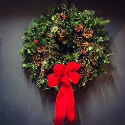 Door holly wreath