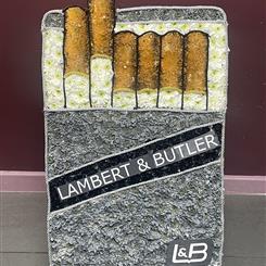 Cigarette packet tribute