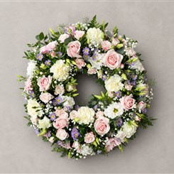 Gentle Grace Wreath W162